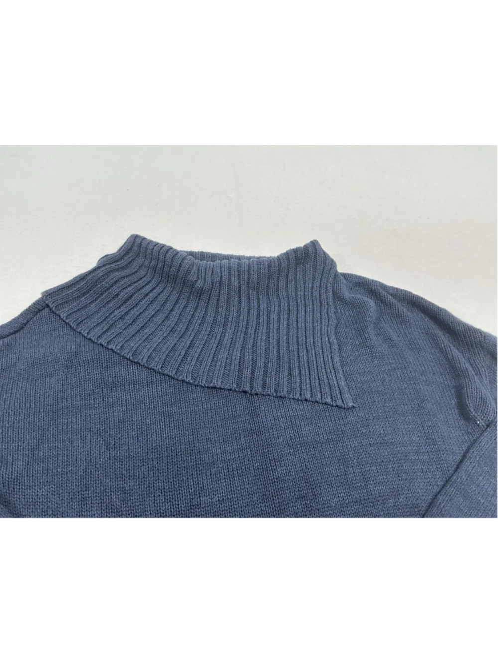 Womans Excellent Matty M Cowl Neck Sweater Medium Navy Long Sleeve Pullover